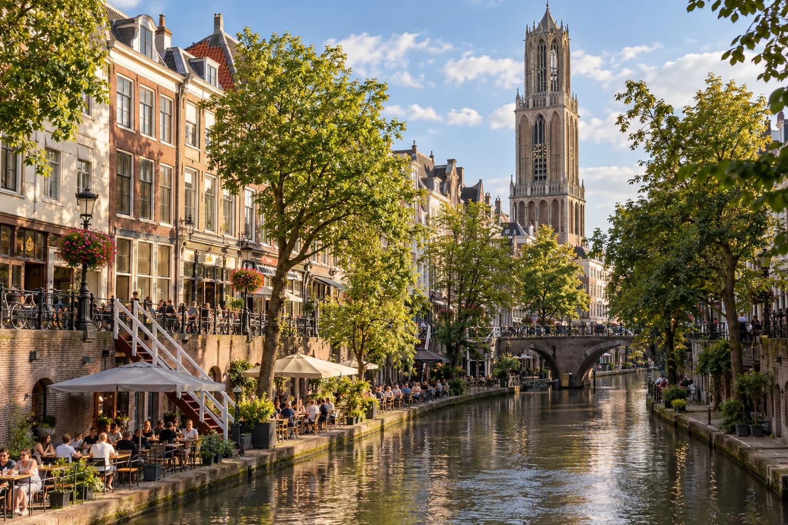 AI ilustrace města Utrecht, Oudegracht