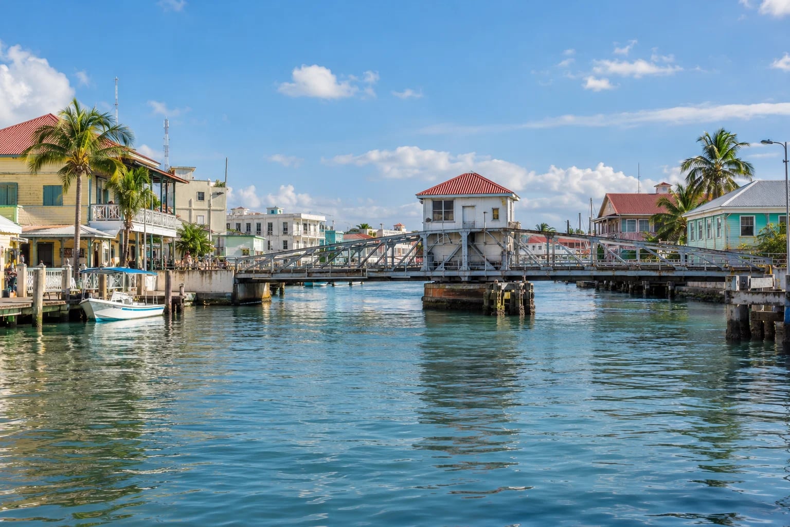 Swing Bridge a nábřeží Belize City