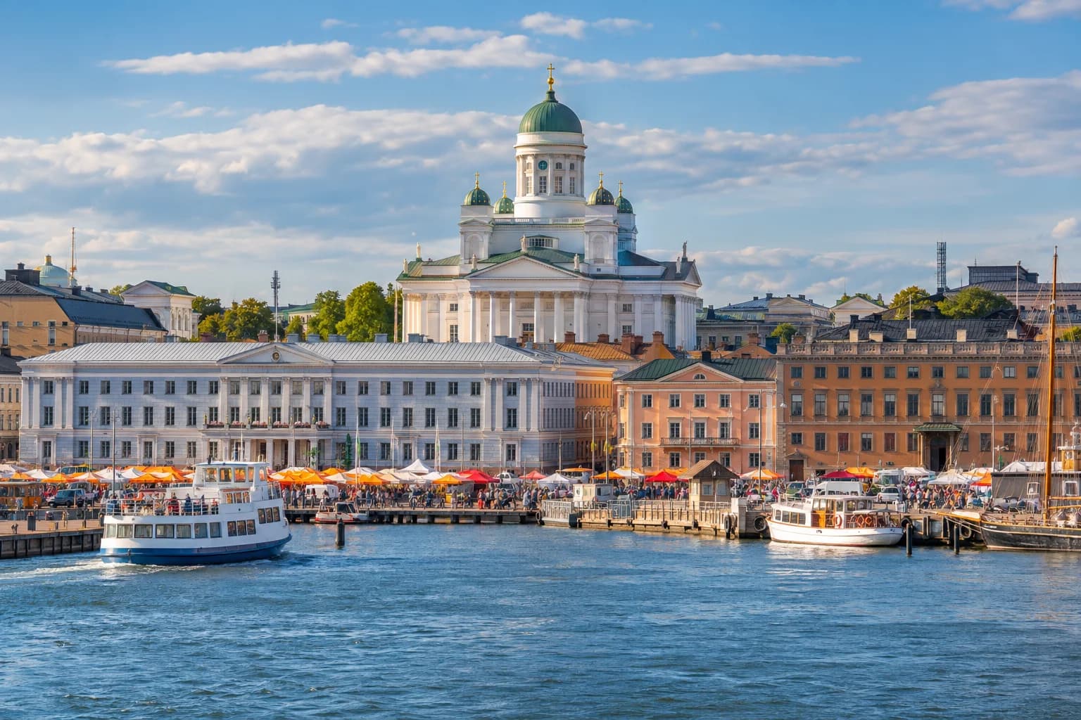 AI ilustrace helsinského nábřeží a katedrály