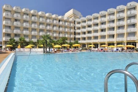 Hotel Ght Oasis Tossa & Spa — fotografie z nabídky Invia