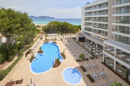 Hotel Hipotels Bahia Cala Millor — fotografie z nabídky Invia